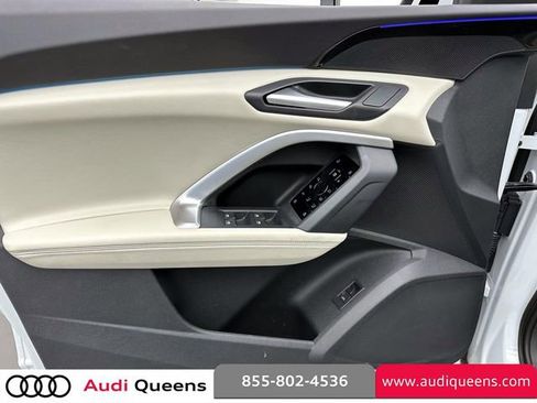 Used 2025 Audi Q5 Premium w/ Convenience Package AWD/4WD image 16