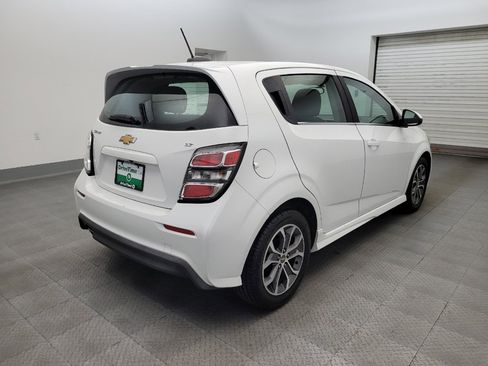 Used 2017 Chevrolet Sonic LT FWD image 9