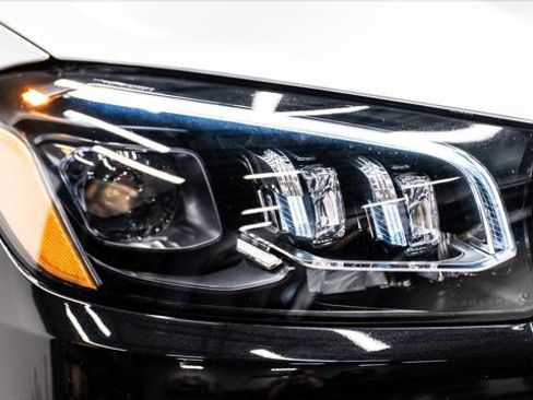 Used 2023 Mercedes-Benz Maybach GLS 600 4MATIC image 21