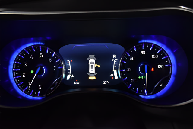 New 2026 Chrysler Pacifica Select AWD/4WD image 15
