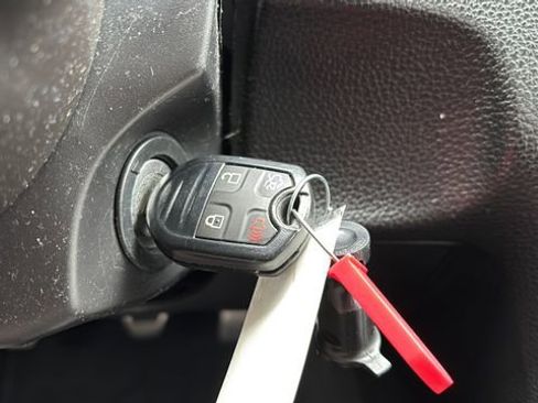 Used 2011 Ford Mustang Shelby GT500 w/ SVT Performance Pkg image 27