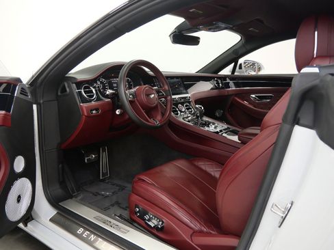 Used 2020 Bentley Continental GT V8 First Edition AWD/4WD image 22