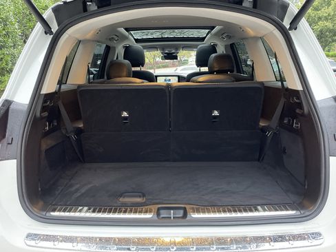 Certified 2023 Mercedes-Benz GLS 580 4MATIC image 10