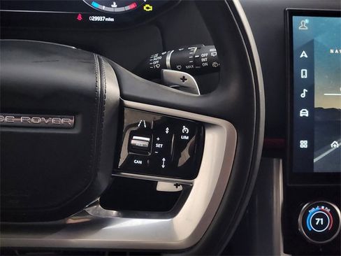 Used 2023 Land Rover Range Rover SE image 27