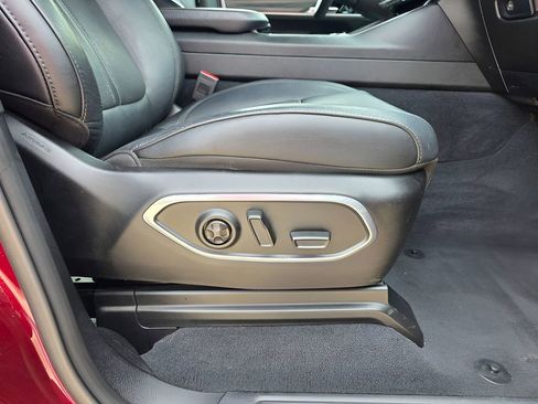 Used 2023 Jeep Wagoneer L Series II image 14