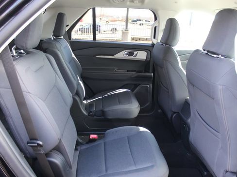 New 2026 Ford Explorer Active AWD/4WD image 15