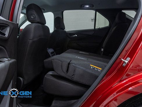 Used 2024 Chevrolet Equinox LT FWD image 25