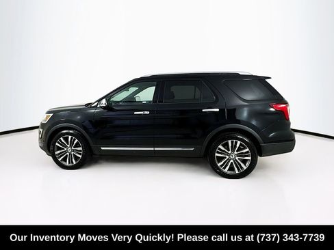 Used 2017 Ford Explorer Platinum AWD/4WD image 4
