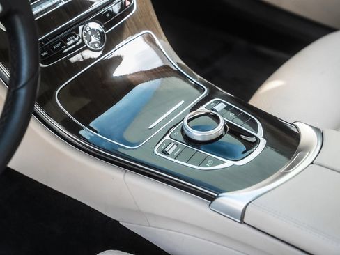Used 2017 Mercedes-Benz C 300 Sedan image 16