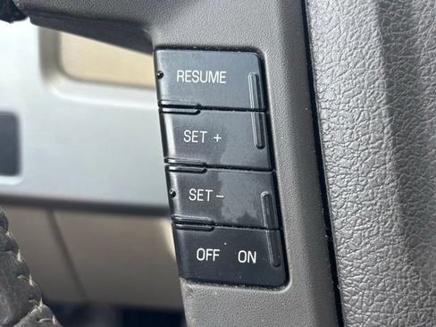 Used 2010 Ford F150 Lariat RWD image 31