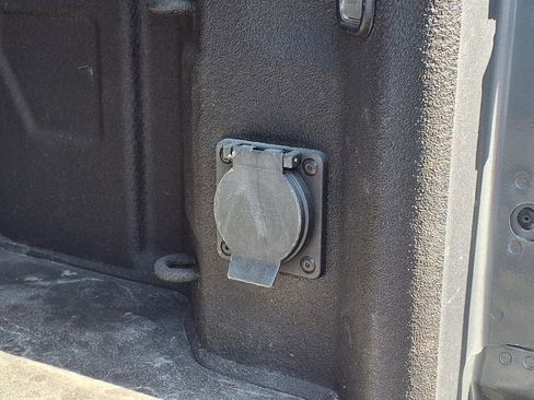 Used 2021 GMC Sierra 1500 AT4 w/ AT4 Preferred Package AWD/4WD image 19