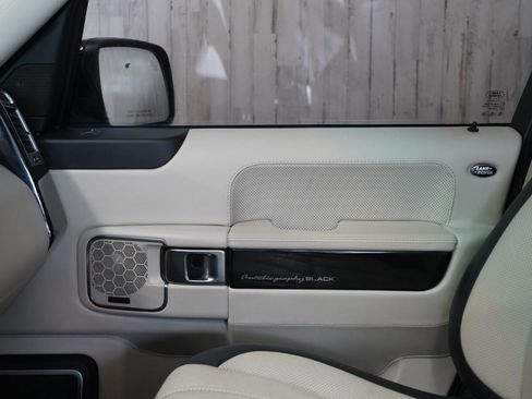 Used 2011 Land Rover Range Rover Autobiography image 31