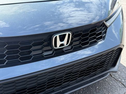 Used 2025 Honda Civic Sport image 31