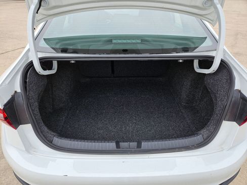 Used 2025 Volkswagen Jetta Sport image 27