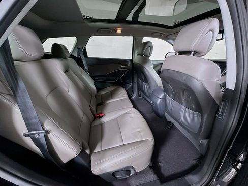 Used 2017 Hyundai Santa Fe SE image 29