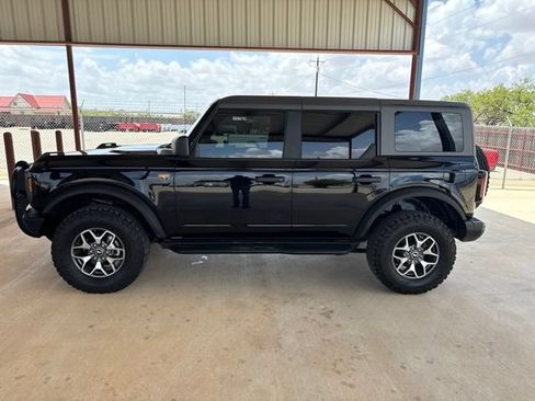 Used 2024 Ford Bronco Badlands AWD/4WD image 4