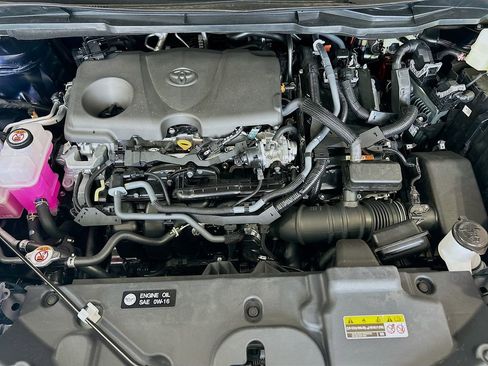 New 2026 Toyota Sienna XLE image 7