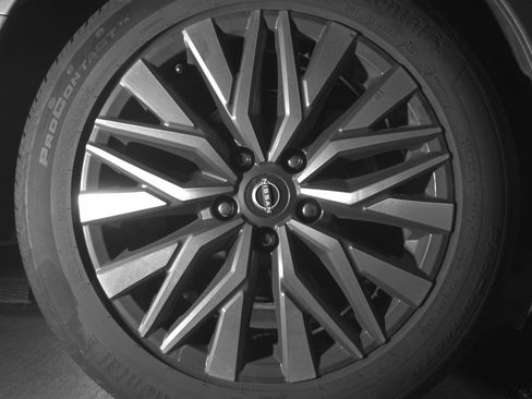 Used 2025 Nissan Altima 2.5 SV image 15