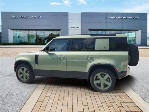 Used 2023 Land Rover Defender 110 75th Limited Edition image 7