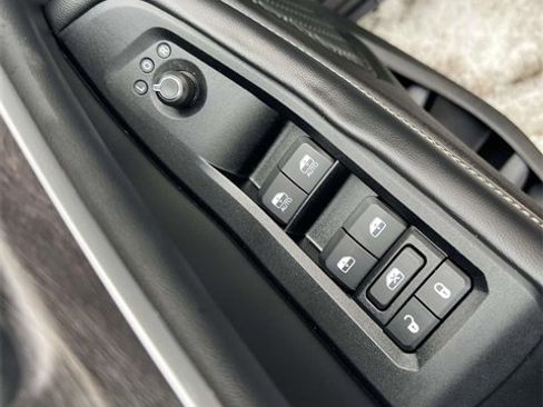 Certified 2023 Jeep Grand Cherokee Limited w/ Black Appearance Package image 20