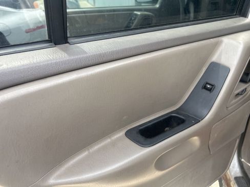 Used 2002 Jeep Grand Cherokee Laredo image 14