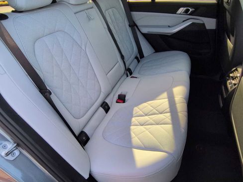 Used 2024 BMW X5 xDrive40i w/ Parking Assistance Package image 21