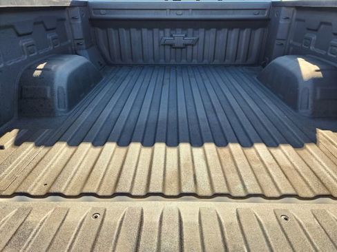 Used 2022 Chevrolet Silverado 1500 RST image 32