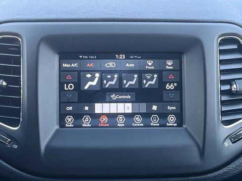 Used 2019 Jeep Compass Latitude w/ Popular Equipment Group image 13