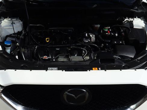 Used 2018 MAZDA CX-5 Touring image 57