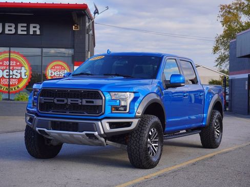 Used 2019 Ford F150 Raptor w/ Equipment Group 802A Luxury image 3