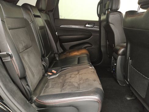 Used 2020 Jeep Grand Cherokee Trailhawk AWD/4WD image 19