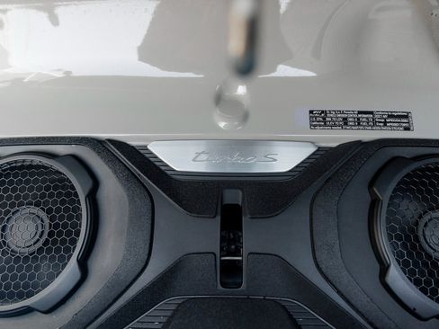 Used 2021 Porsche 911 Turbo S image 30