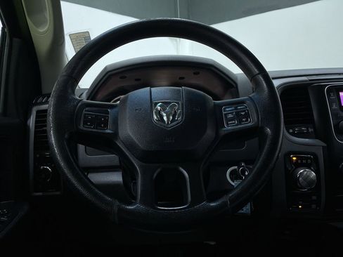 Used 2017 RAM 1500 Express image 19