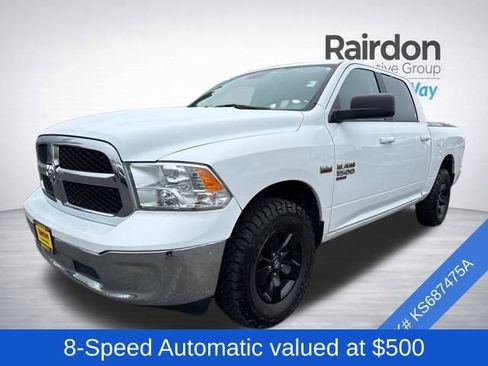 Used 2019 RAM 1500 Classic SLT AWD/4WD image 3