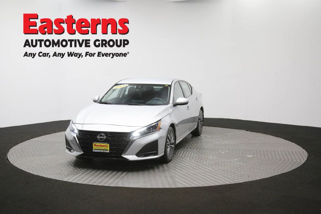 Used 2023 Nissan Altima 2.5 SV FWD image 56