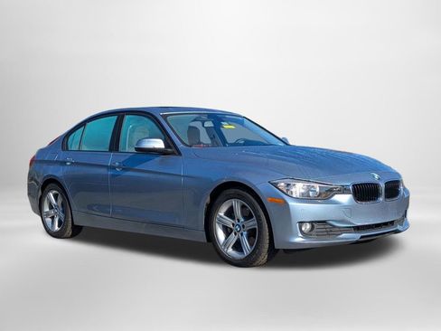Used 2014 BMW 320i Sedan image 2