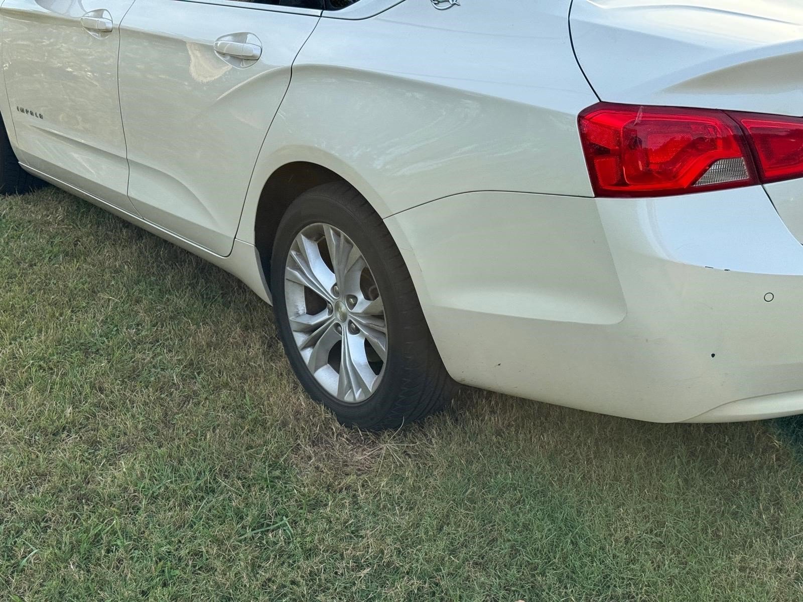 Used 2014 Chevrolet Impala LT w/ Premium Seating Package FWD image 21