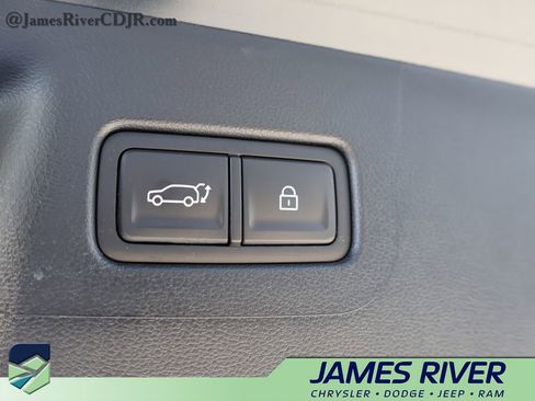 Used 2026 Hyundai Santa Fe Calligraphy image 17