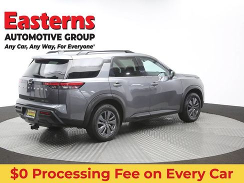 Used 2022 Nissan Pathfinder SV AWD/4WD image 44