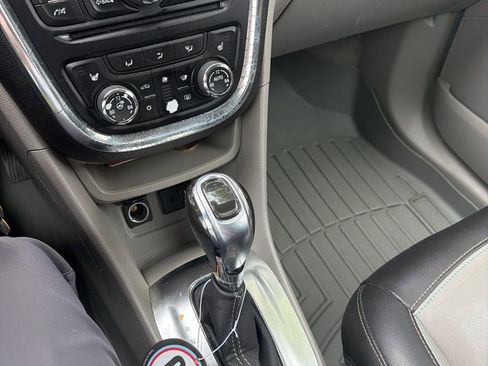 Used 2015 Buick Encore Leather w/ Experience Buick Package FWD image 4