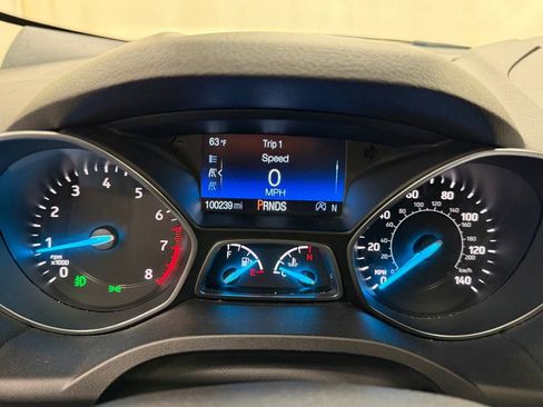 Used 2019 Ford Escape SEL FWD image 21