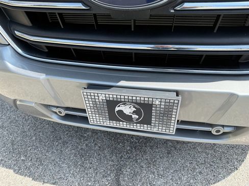 Used 2020 Ford Transit 150 Low Roof AWD image 31