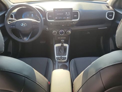 New 2026 Hyundai Venue SEL image 13