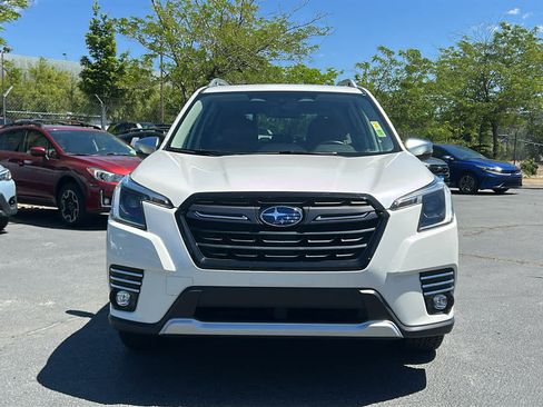 Certified 2023 Subaru Forester Touring AWD/4WD image 3
