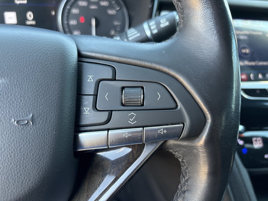 Used 2021 Cadillac XT6 Premium Luxury FWD image 17