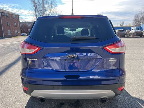 Used 2014 Ford Escape SE w/ Equipment Group 201A image 4