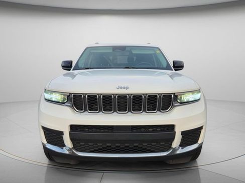 Used 2021 Jeep Grand Cherokee L Laredo w/ Luxury Tech Group I RWD image 4