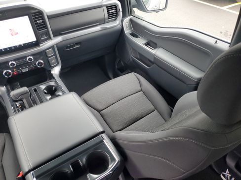 New 2026 Ford F150 XLT w/ Equipment Group 302A MID image 28