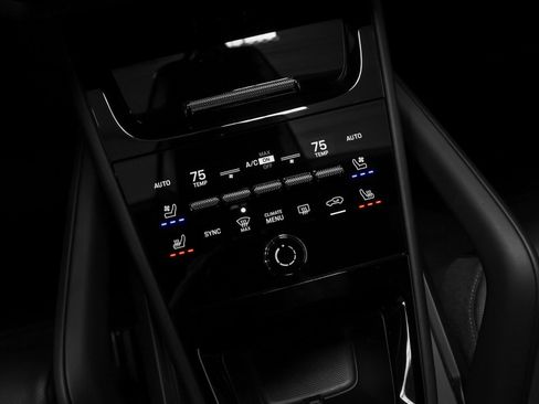 New 2026 Porsche Cayenne S image 38