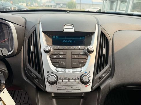 Used 2015 Chevrolet Equinox LS AWD/4WD image 21